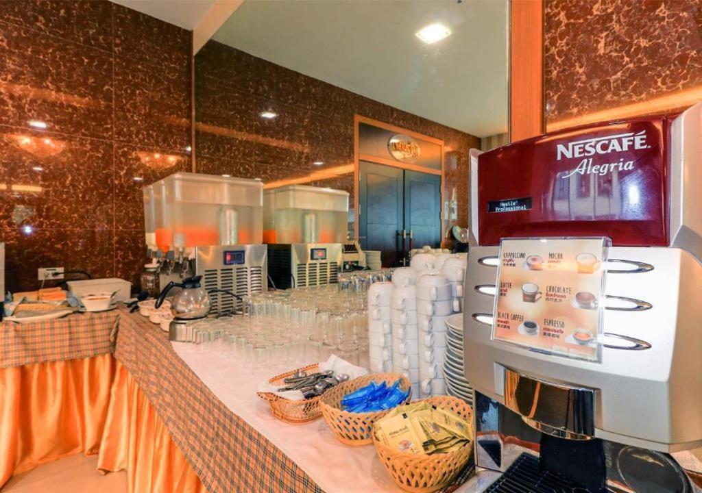 G2 Hotel Group Хат'яй Екстер'єр фото